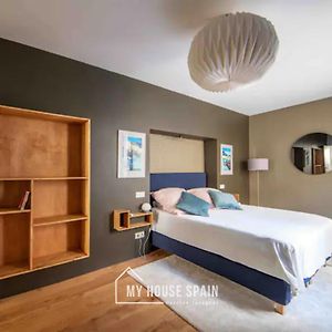Modern penthouse close to Gran Via ~ Big Terrace~